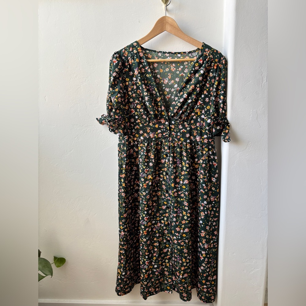 SHEIN Green Floral Midi Dress